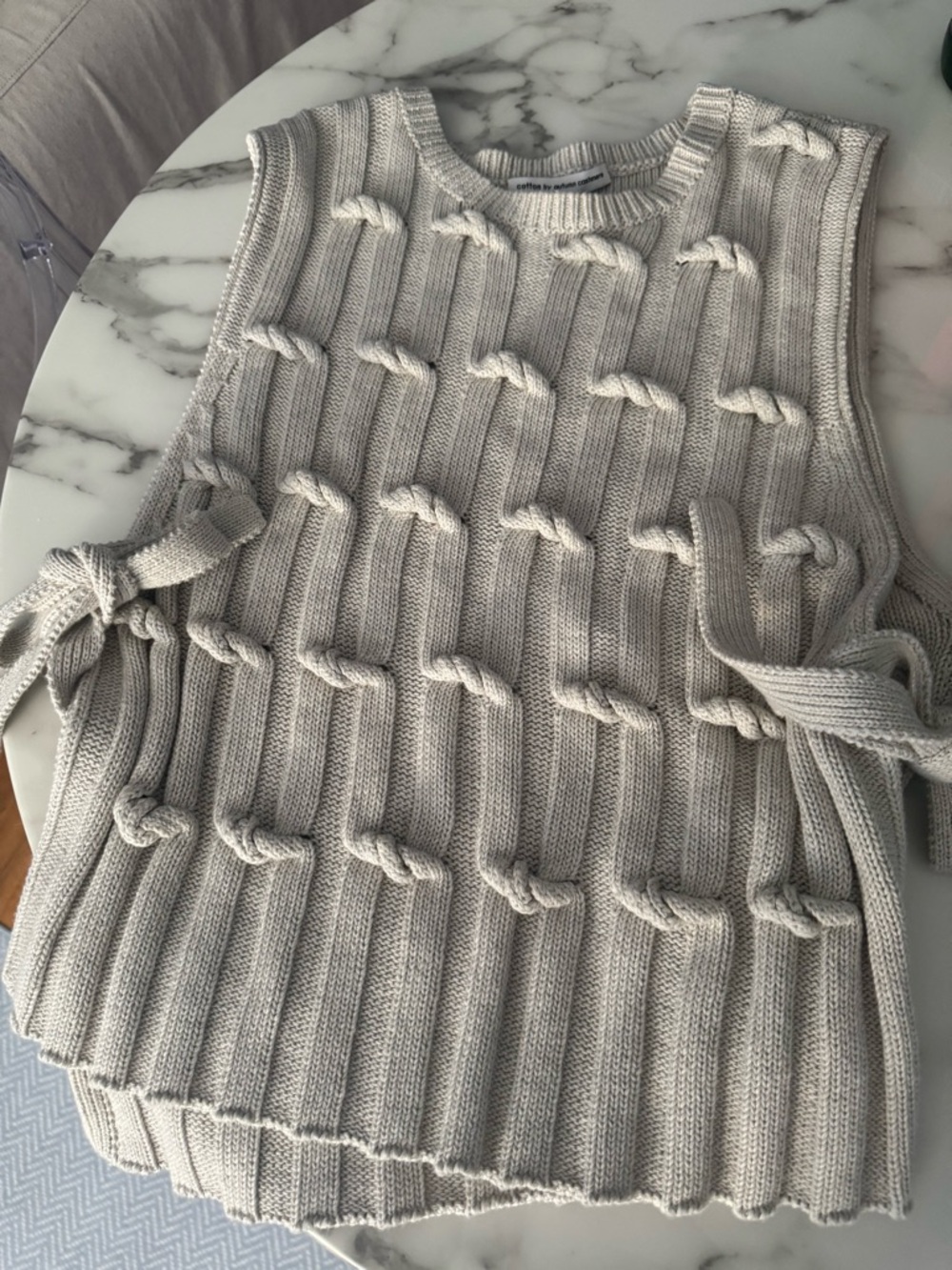 Cotton By Autumn Cashmere Sleeveless Knitted Tie-Side Sweater Vest